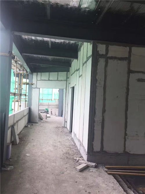輕質(zhì)隔墻板的優(yōu)勢(shì)與應(yīng)用 泉州與廈門建材市場(chǎng)的新選擇